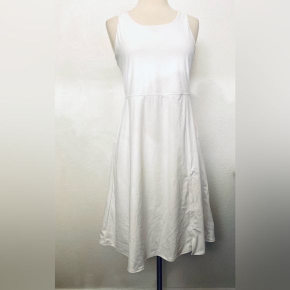 Amazon Dresses & Skirts - Amazon White Sleeveless A-Line crisscross dress